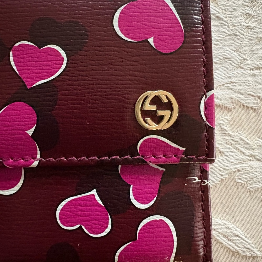 Gucci Limited Edition Leather Heartbeat Continental Flap Wallet - EUC - Picture 2 of 15